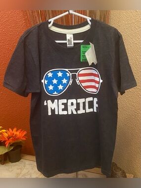 Instant Message - NEW - youth graphic t-shirt  'Merica Flag / Sunglasses
